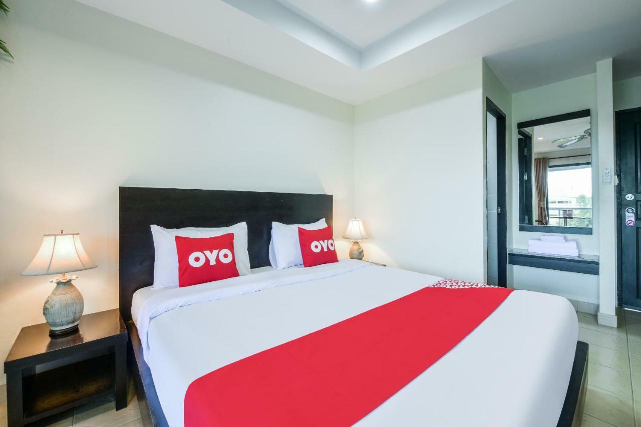 Oyo 273 M Place Pattaya Hotel Ngoại thất bức ảnh