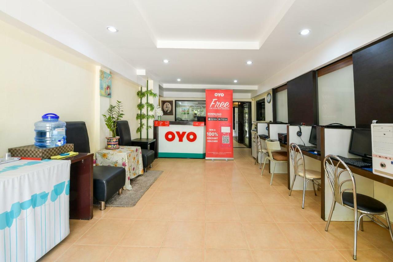 Oyo 273 M Place Pattaya Hotel Ngoại thất bức ảnh