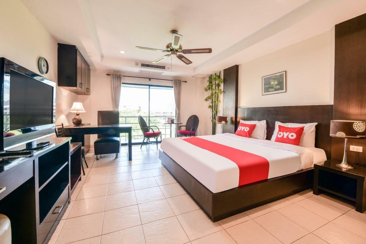 Oyo 273 M Place Pattaya Hotel Ngoại thất bức ảnh